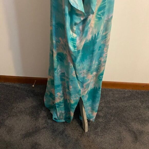 Calme V Neck Maxi Kaftan Dress, size L/XL - Picture 3 of 5